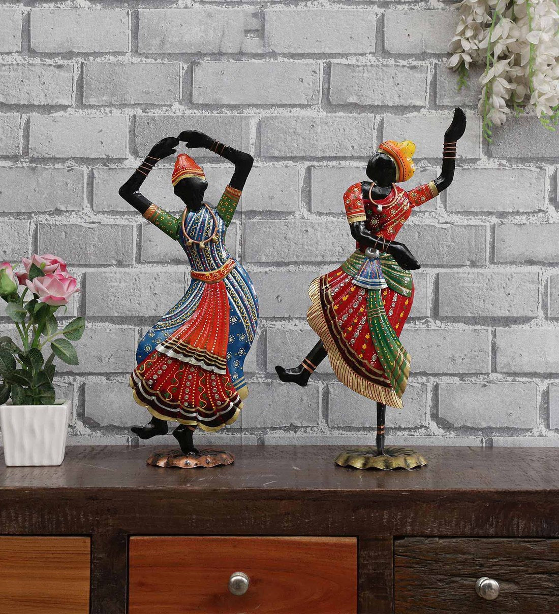 Kathak Lady Figurine Set of 2 table decor